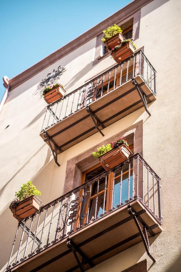 Bosa Queen House Hotel Exterior photo